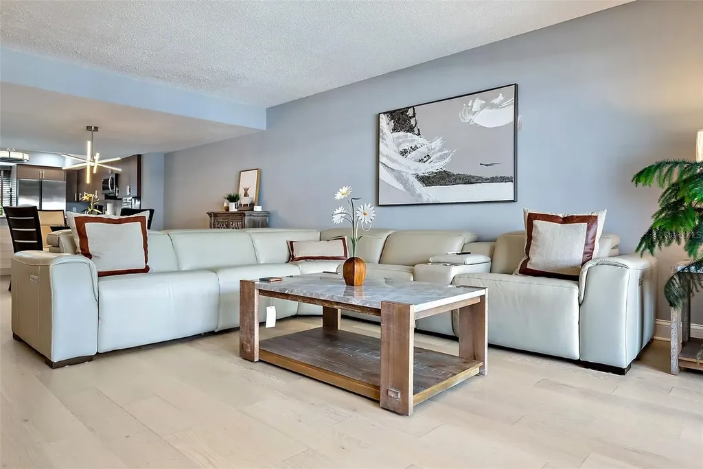 637 Pinellas Bayway S Tierra Verde FL 33715