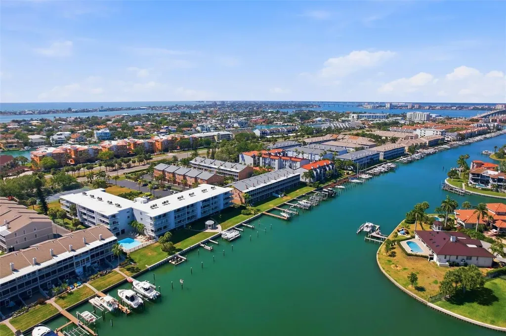 637 Pinellas Bayway S Tierra Verde FL 33715
