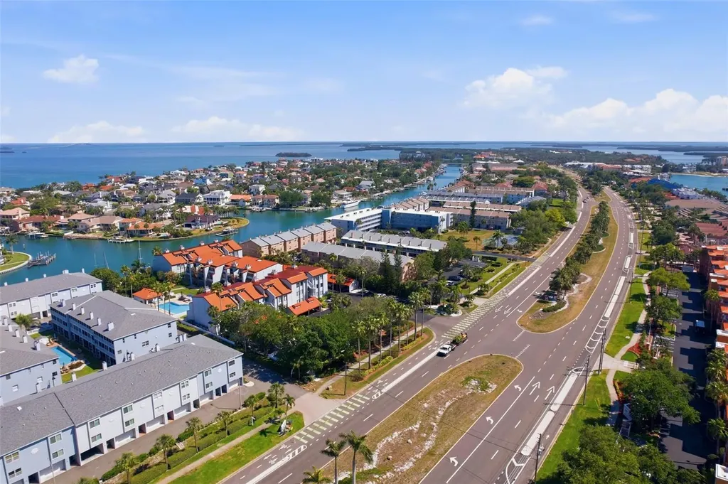 637 Pinellas Bayway S Tierra Verde FL 33715