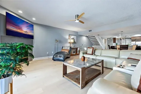 637 Pinellas Bayway S Tierra Verde FL 33715