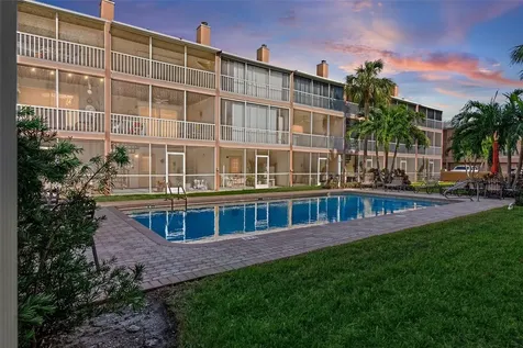 637 Pinellas Bayway S Tierra Verde FL 33715