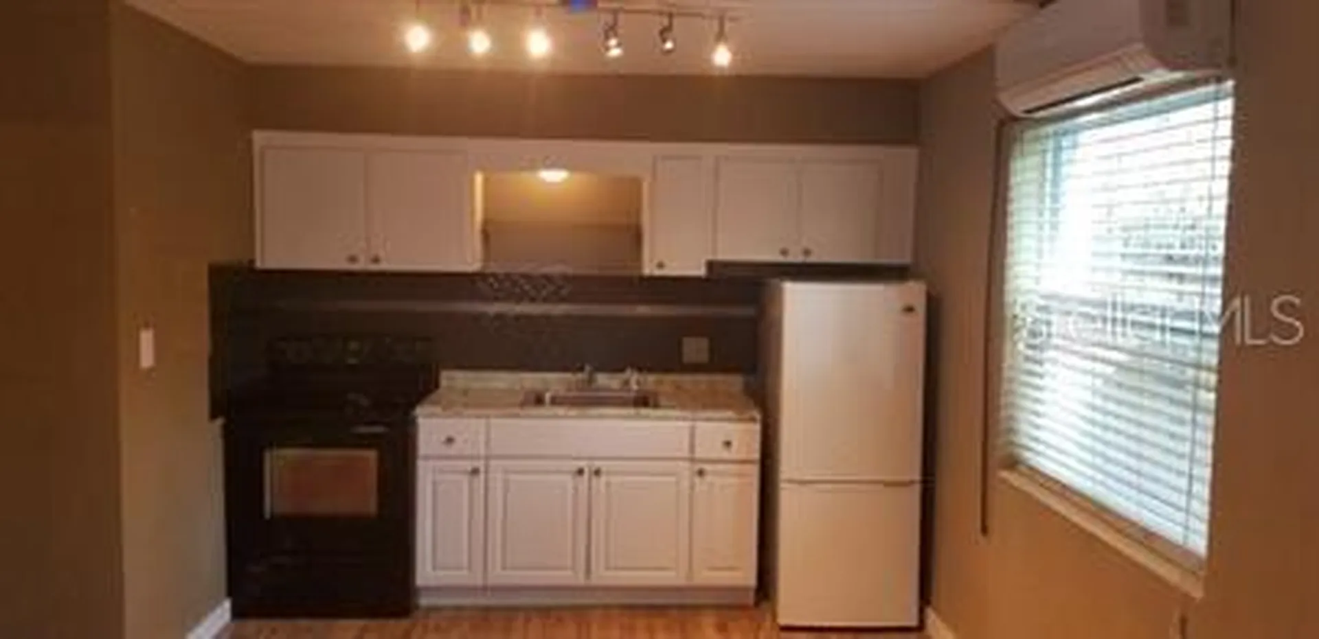 655 7th Avenue N St Petersburg FL 33701