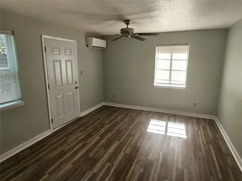 655 7th Avenue N St Petersburg FL 33701