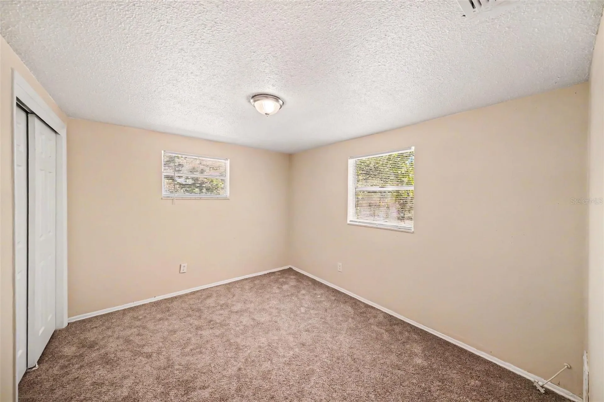 5301 82nd Avenue N Pinellas Park FL 33781