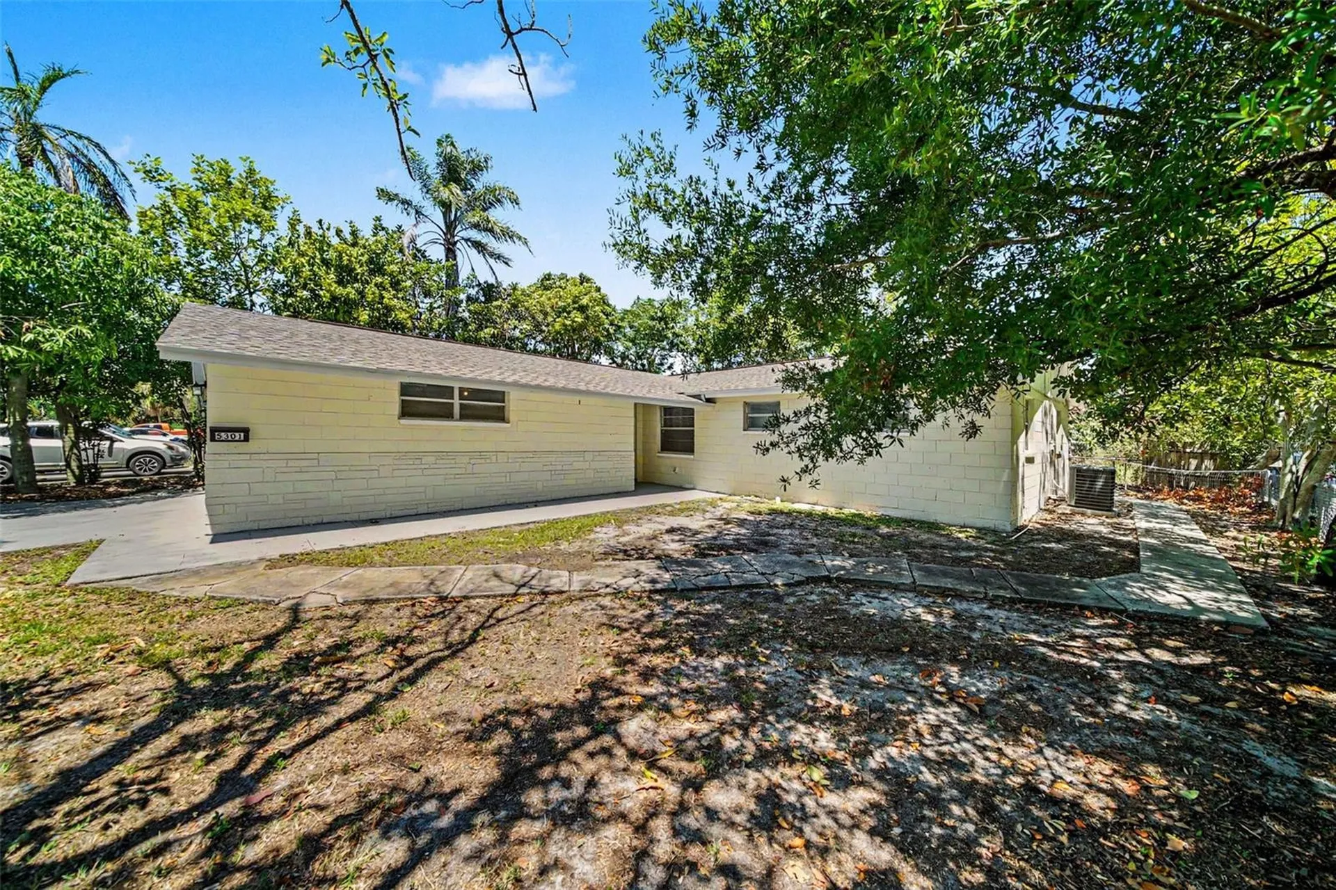 5301 82nd Avenue N Pinellas Park FL 33781