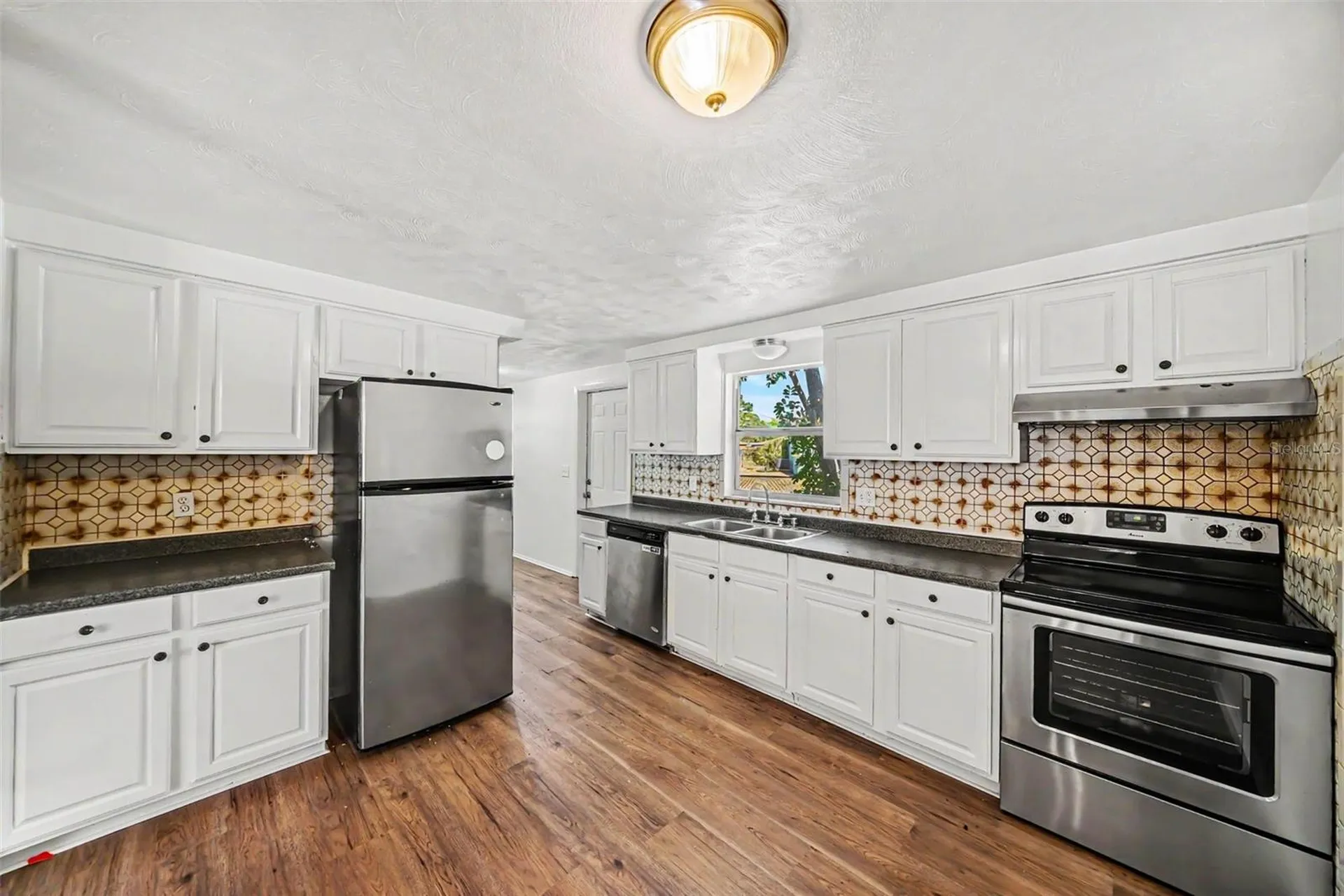 5301 82nd Avenue N Pinellas Park FL 33781