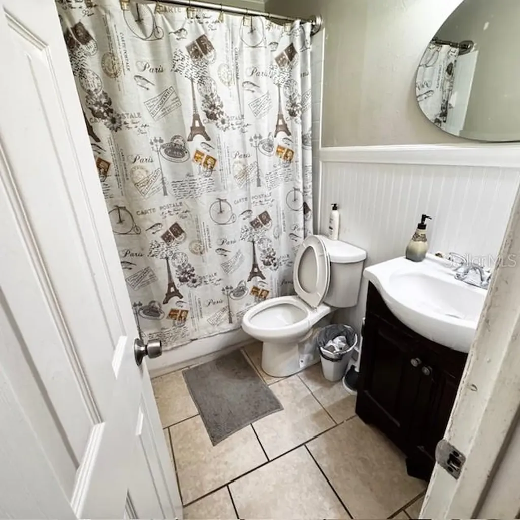 1907 E Emma Street Tampa FL 33610