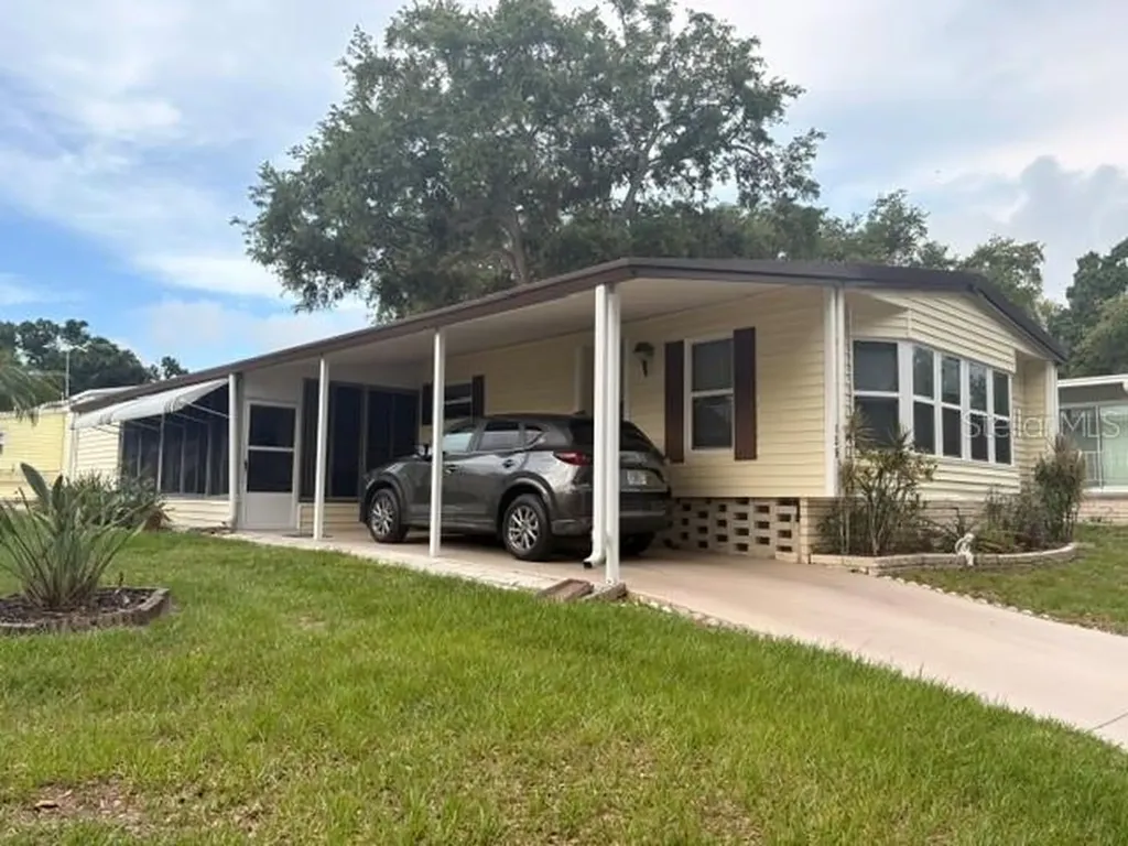 136 Forest Lane Safety Harbor FL 34695