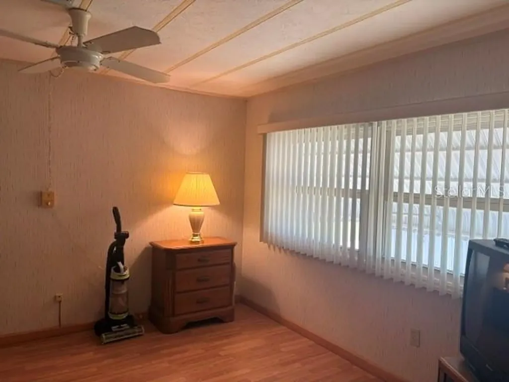 136 Forest Lane Safety Harbor FL 34695