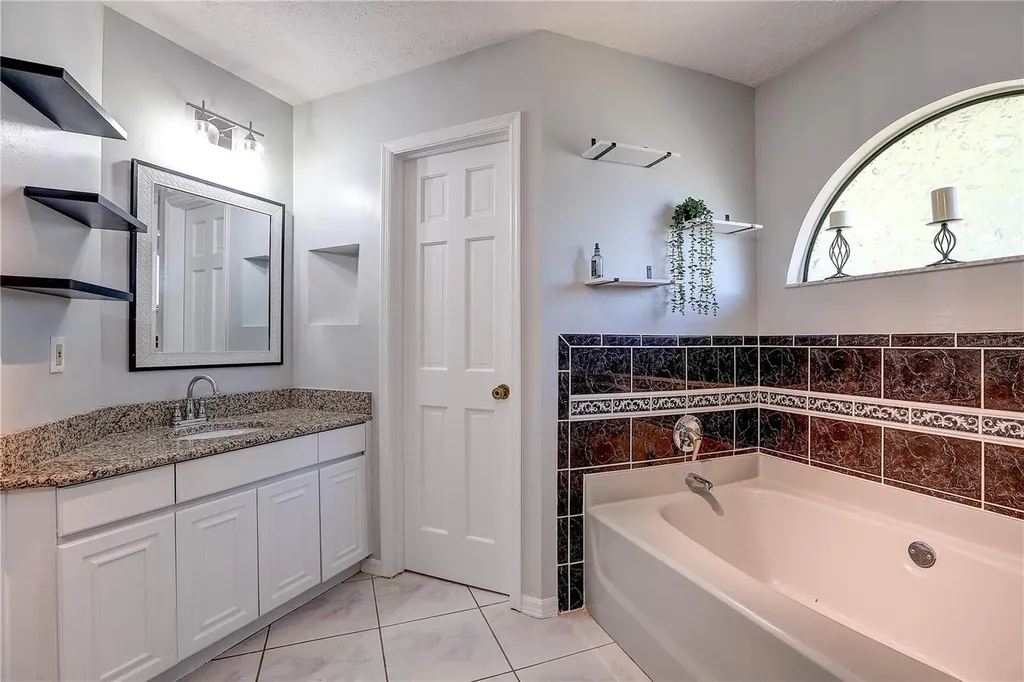 1418 Buckner Road Valrico FL 33596