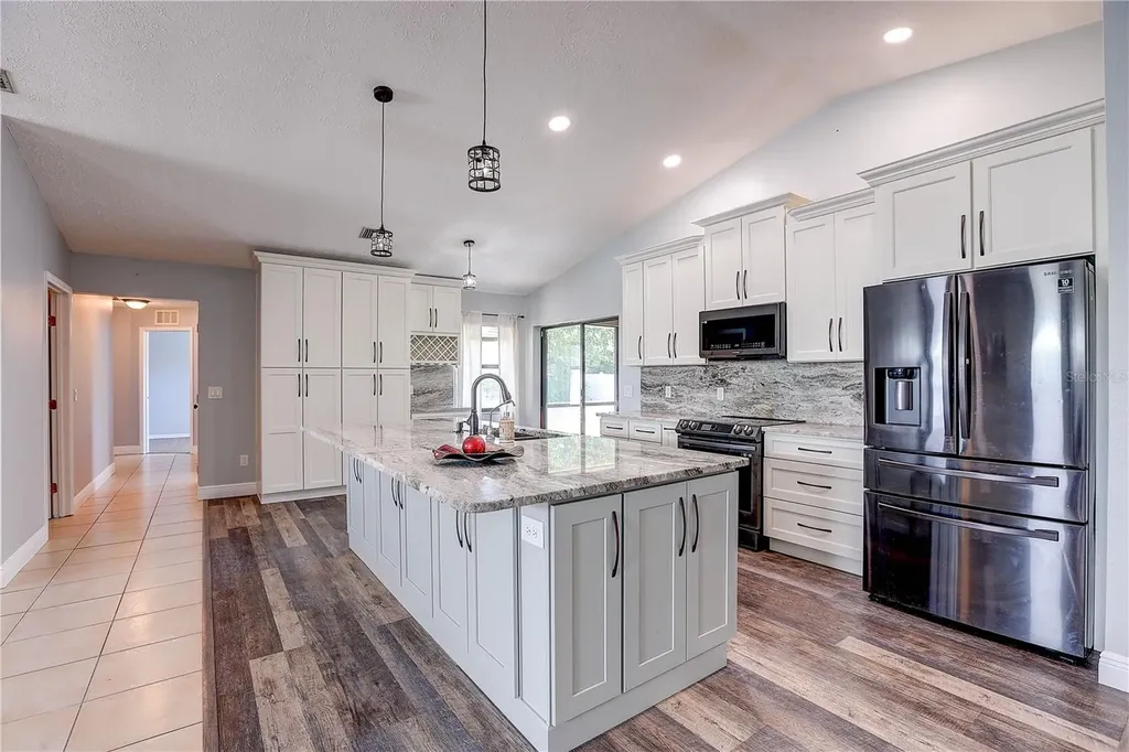 1418 Buckner Road Valrico FL 33596