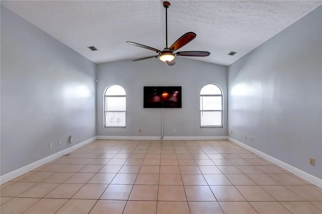 1418 Buckner Road Valrico FL 33596