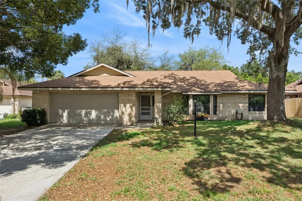 706 E Lacy Circle Deltona FL 32725