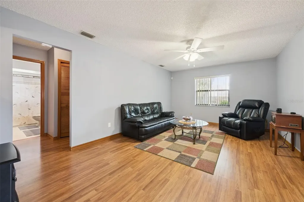706 E Lacy Circle Deltona FL 32725