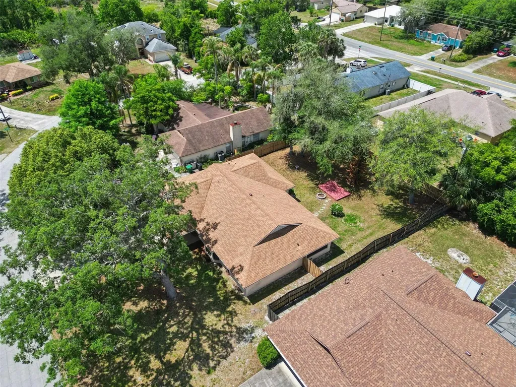 706 E Lacy Circle Deltona FL 32725