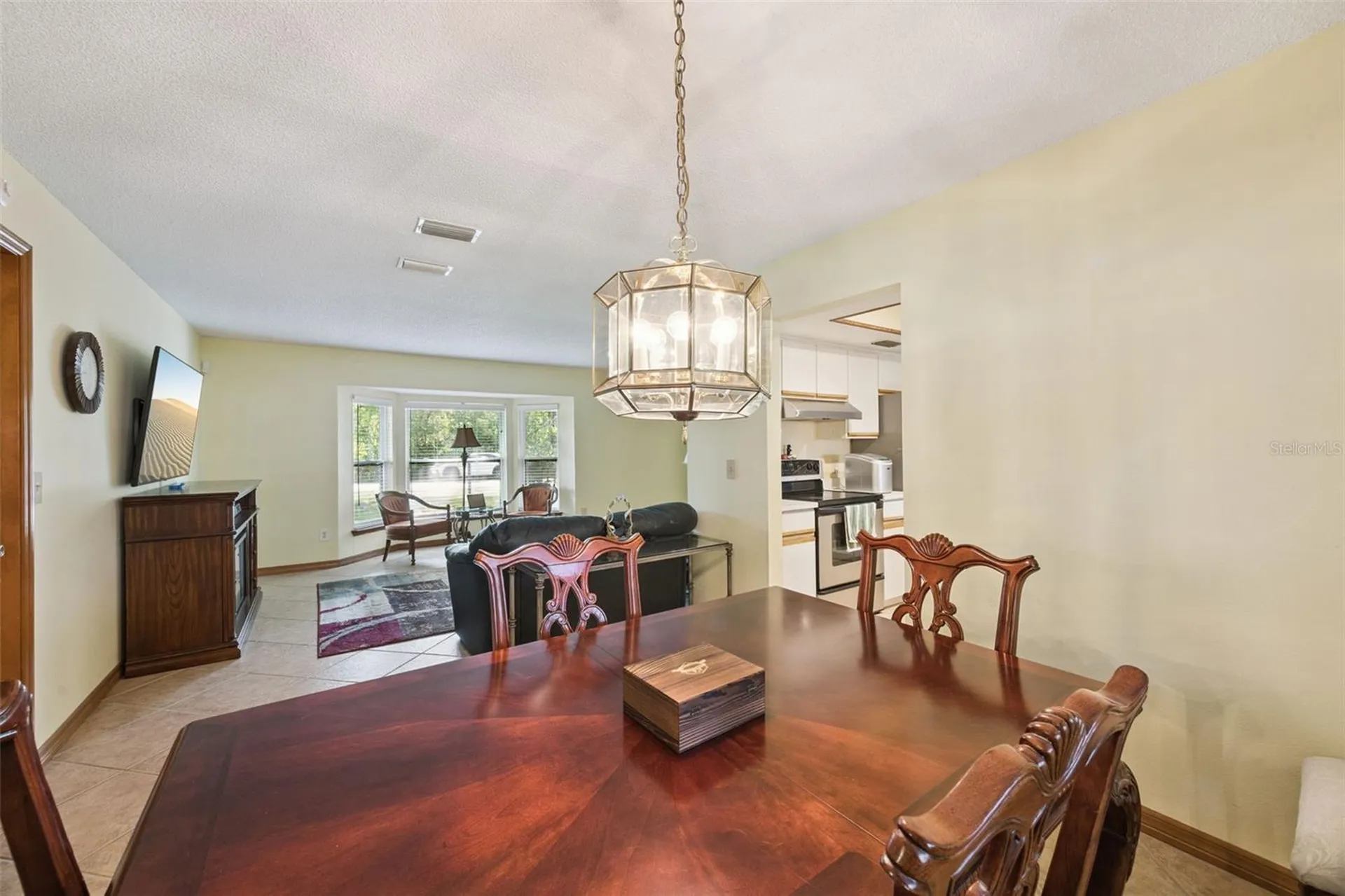 706 E Lacy Circle Deltona FL 32725
