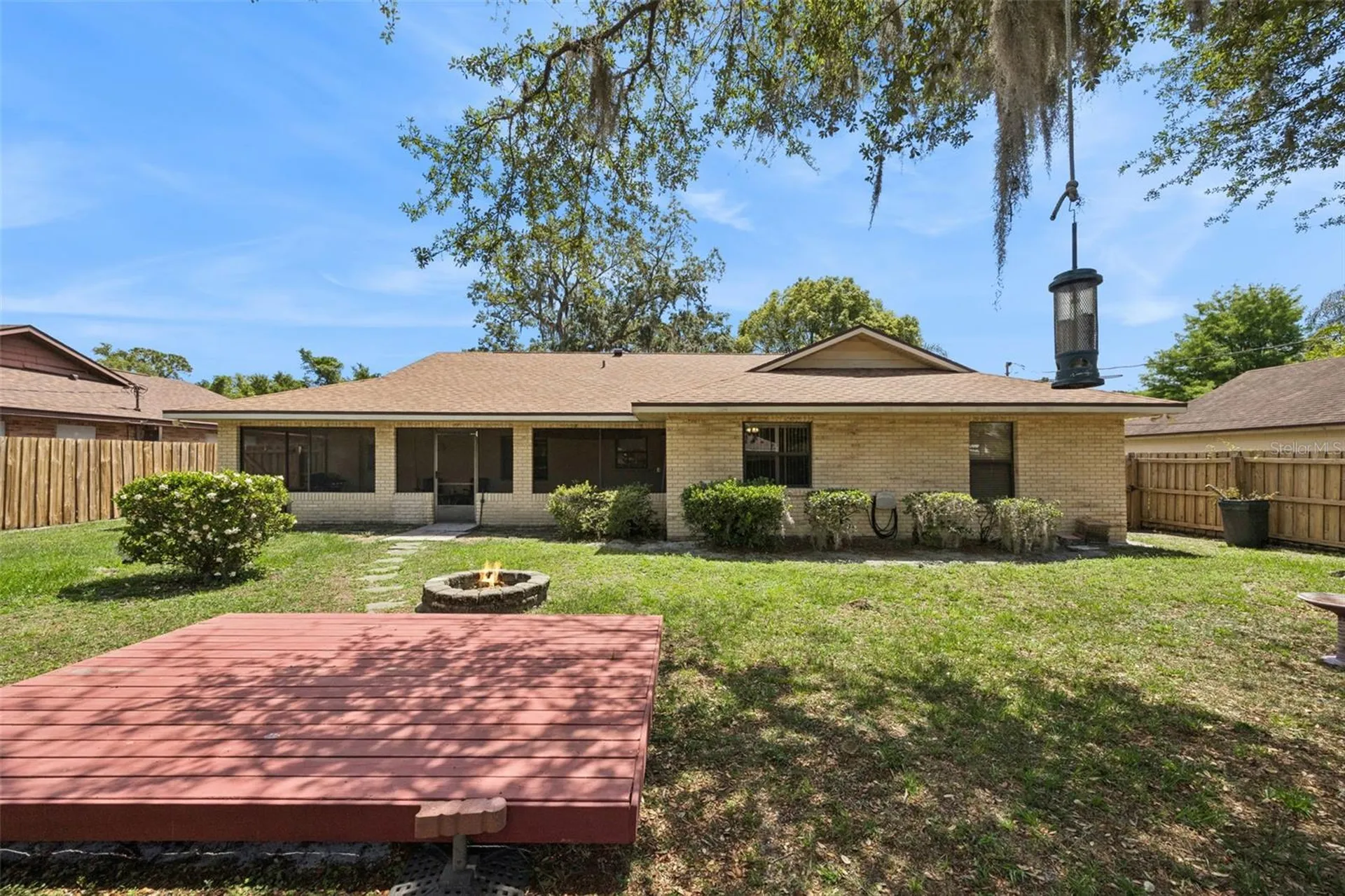 706 E Lacy Circle Deltona FL 32725