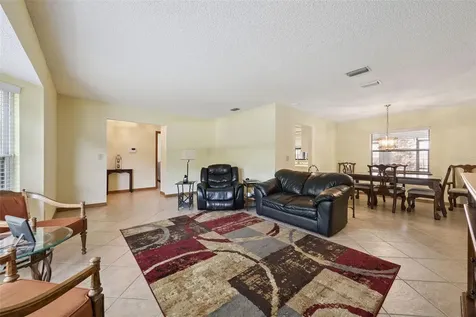 706 E Lacy Circle Deltona FL 32725