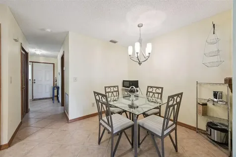 706 E Lacy Circle Deltona FL 32725
