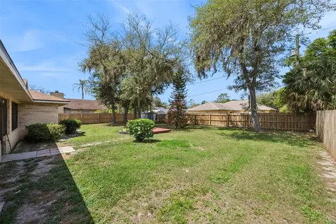 706 E Lacy Circle Deltona FL 32725