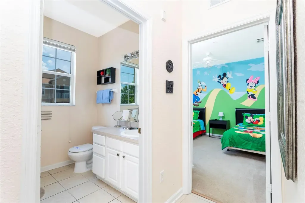 2813 Almaton Loop Kissimmee FL 34747