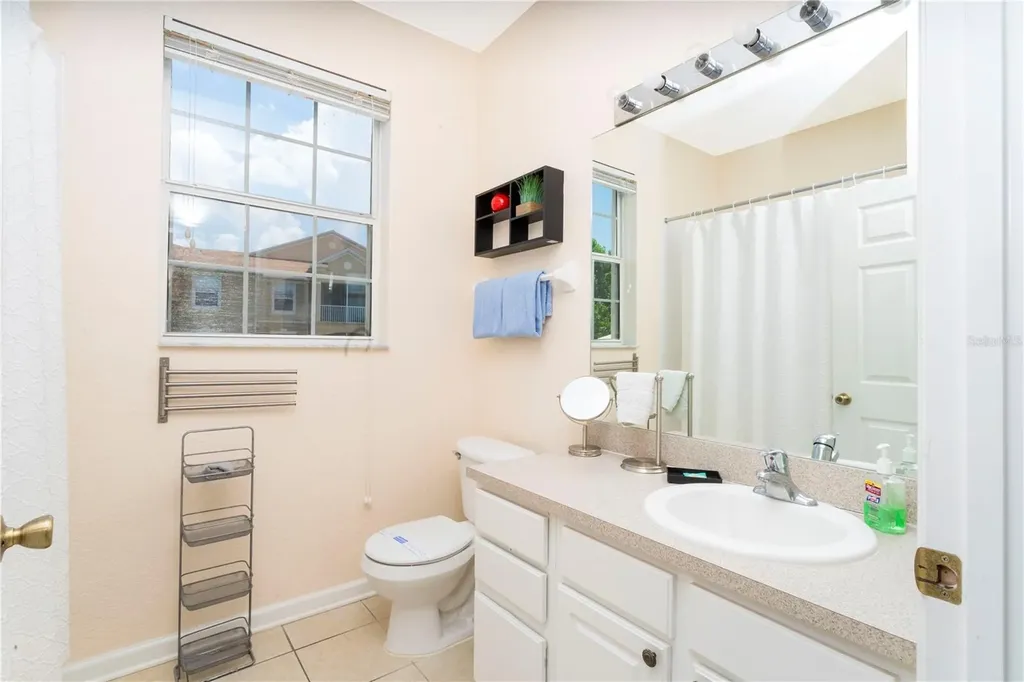2813 Almaton Loop Kissimmee FL 34747