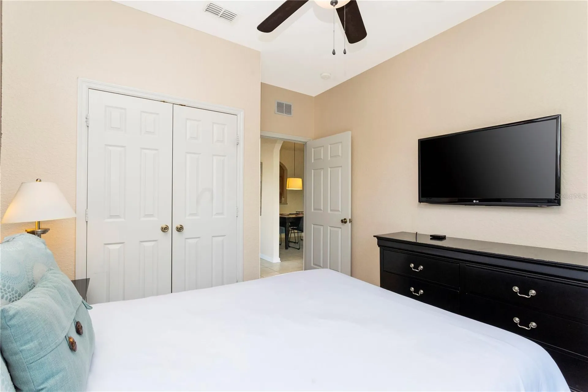2813 Almaton Loop Kissimmee FL 34747