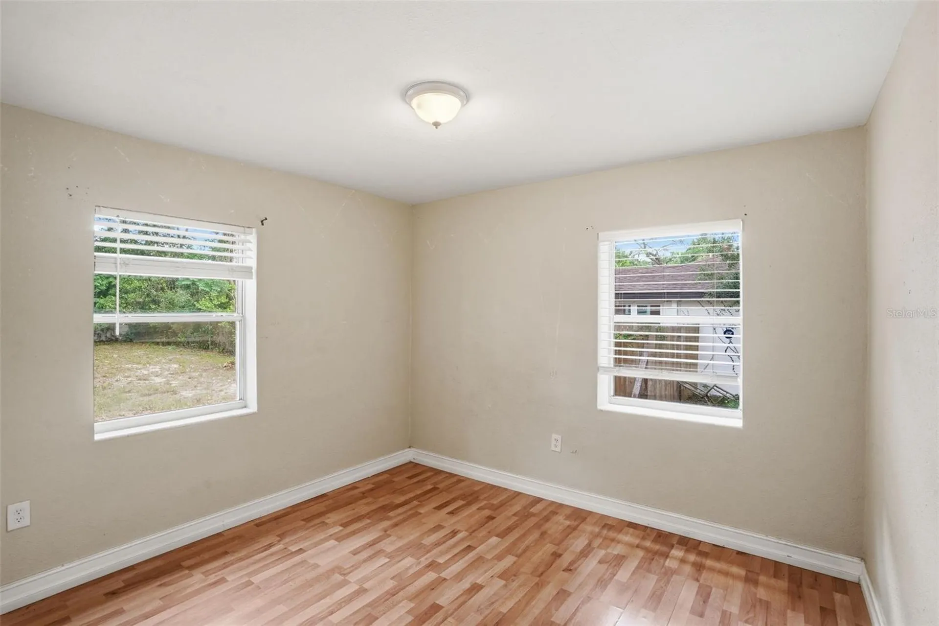 1011 Santa Barbara Road Orlando FL 32808