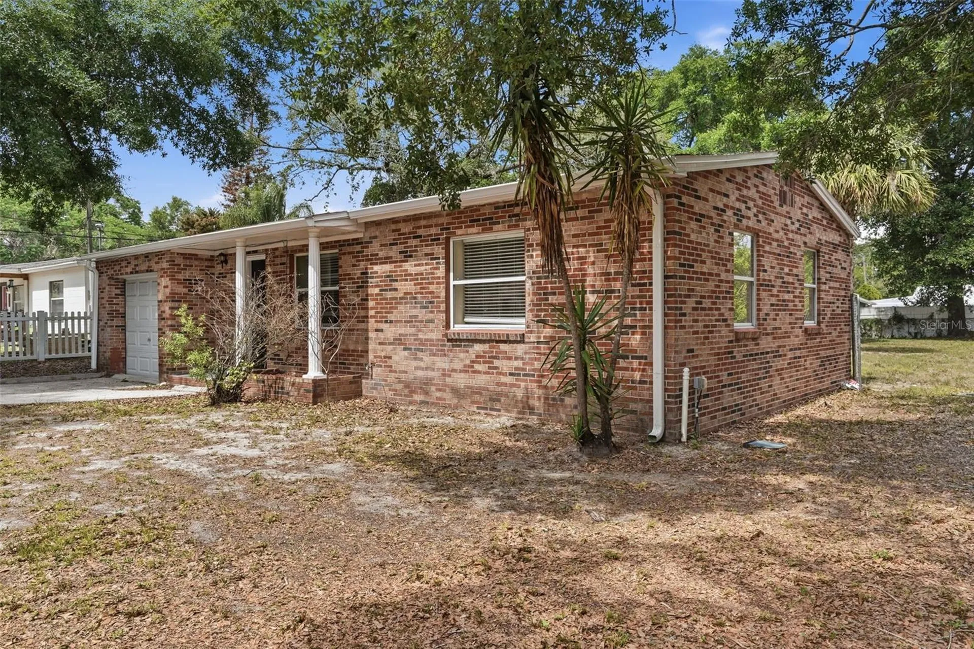 1011 Santa Barbara Road Orlando FL 32808
