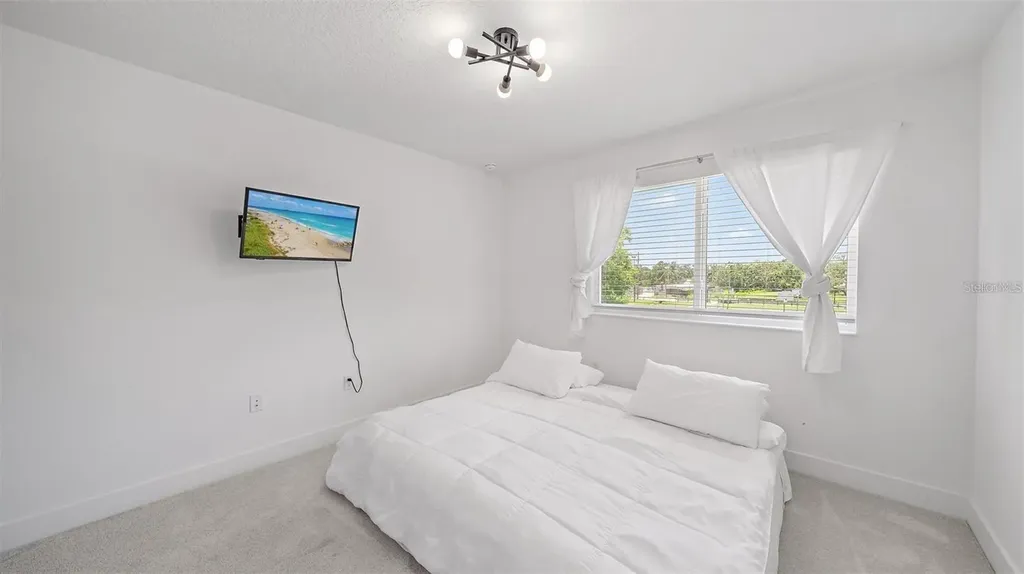2587 Temple Street Sarasota FL 34239