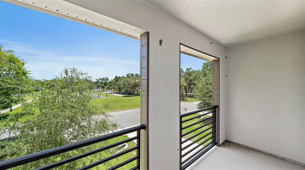 2587 Temple Street Sarasota FL 34239