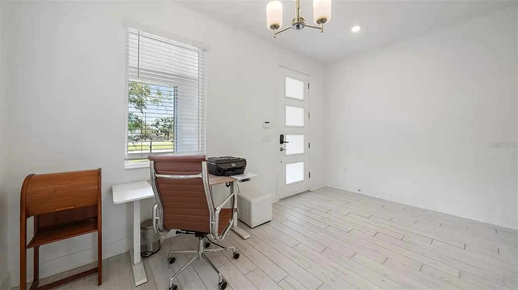 2587 Temple Street Sarasota FL 34239