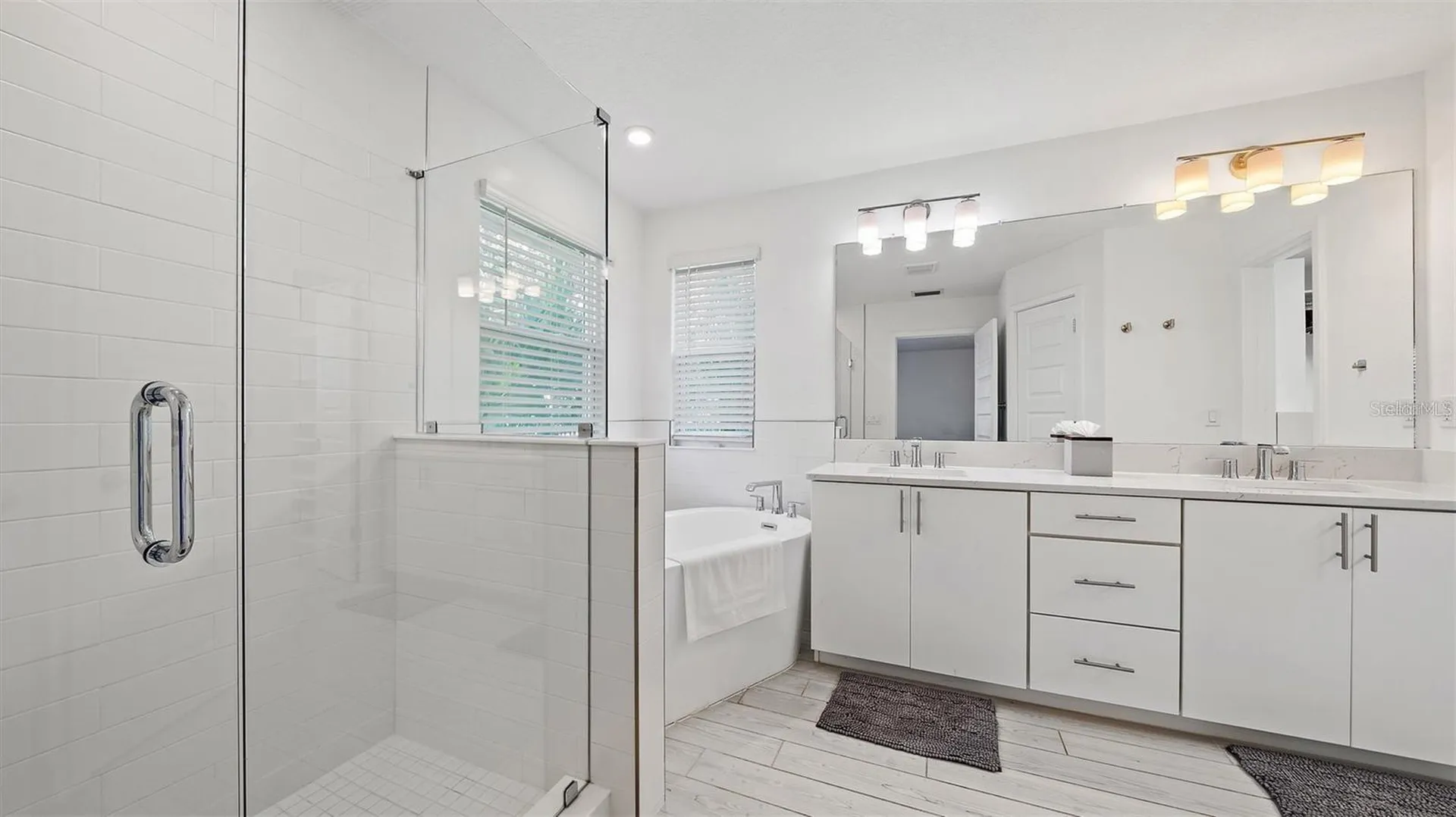 2587 Temple Street Sarasota FL 34239