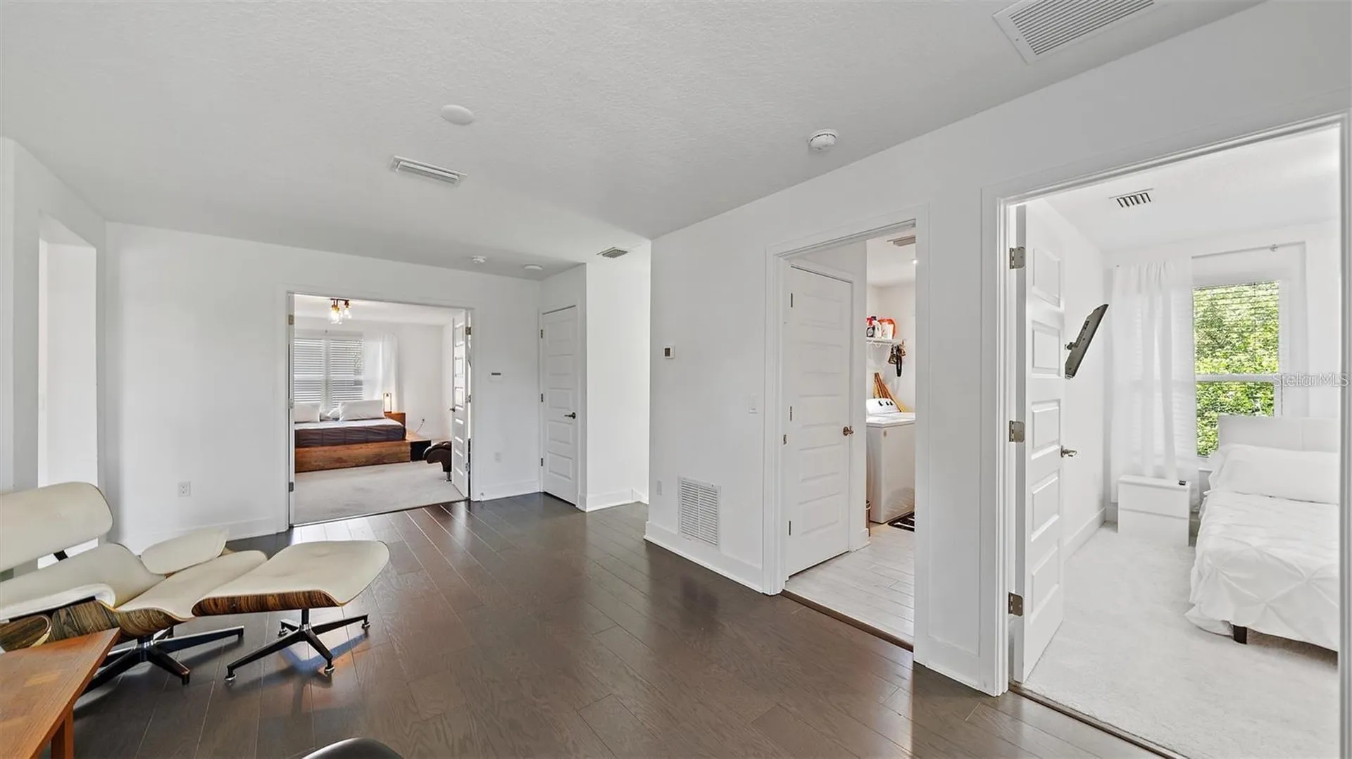 2587 Temple Street Sarasota FL 34239