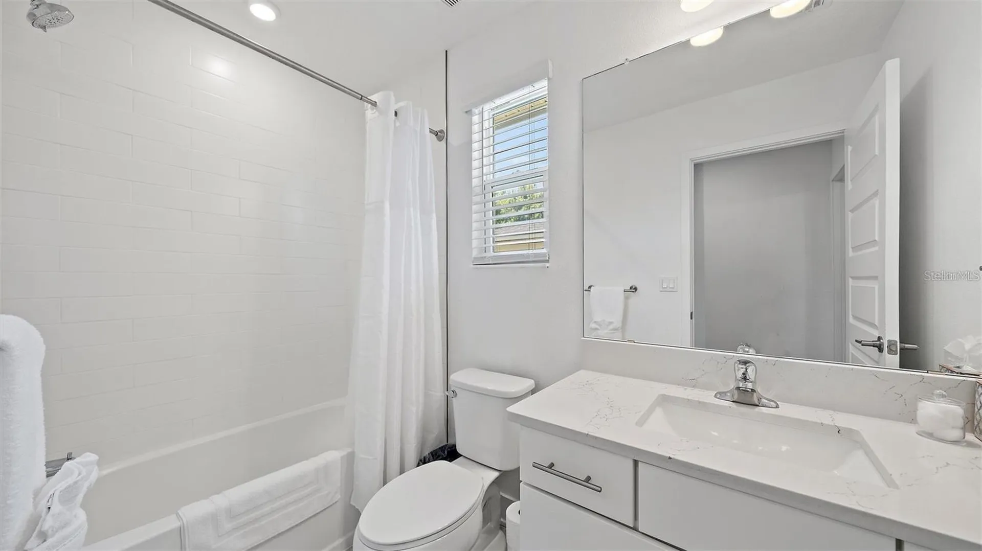 2587 Temple Street Sarasota FL 34239