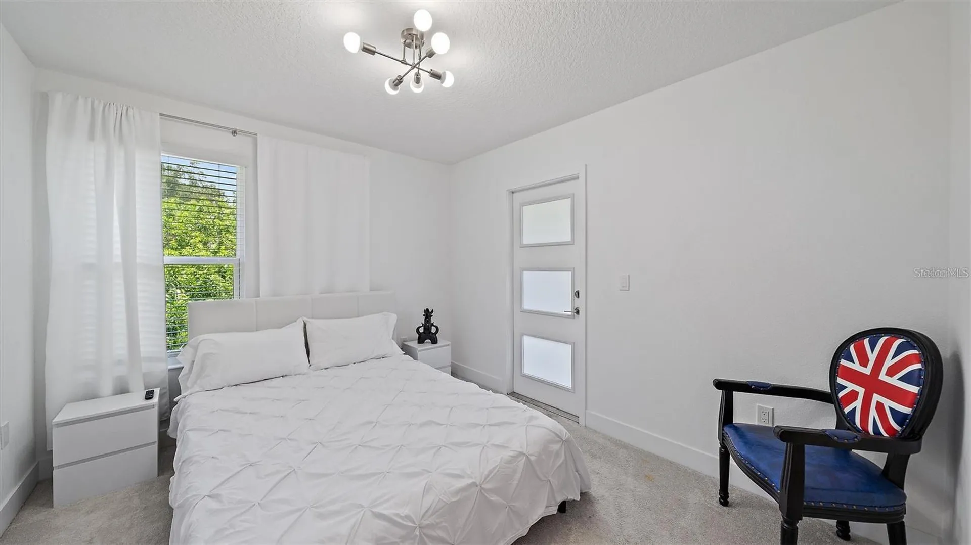 2587 Temple Street Sarasota FL 34239