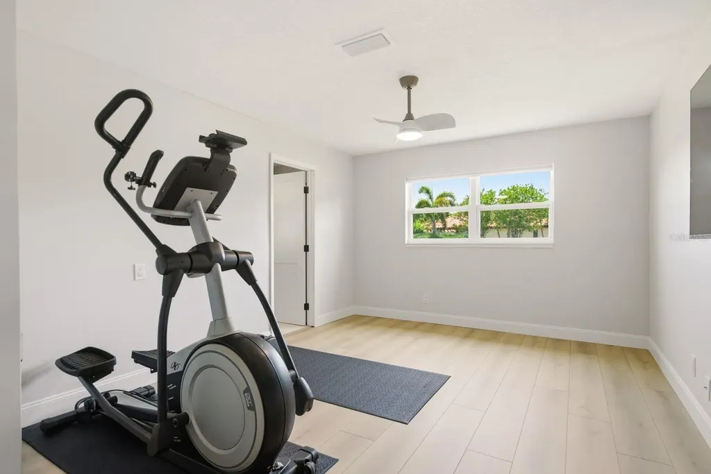 2000 Kansas Avenue NE St Petersburg FL 33703