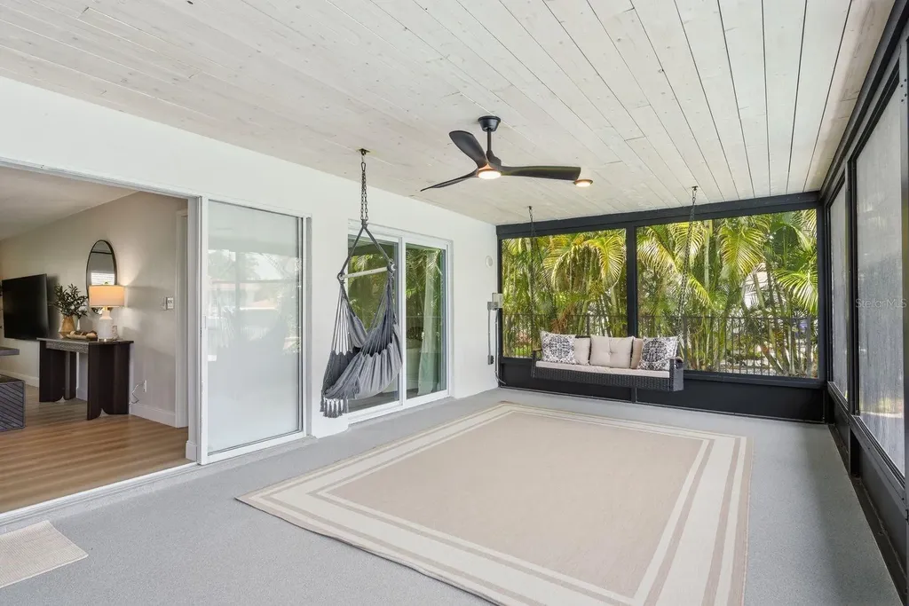 2000 Kansas Avenue NE St Petersburg FL 33703
