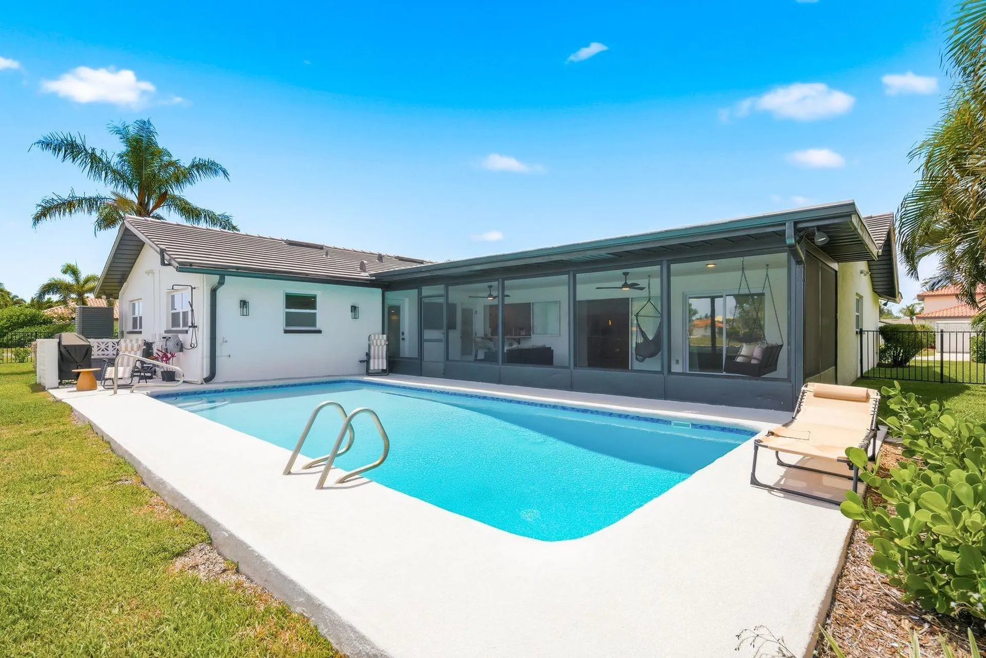 2000 Kansas Avenue NE St Petersburg FL 33703