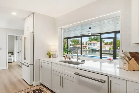 2000 Kansas Avenue NE St Petersburg FL 33703