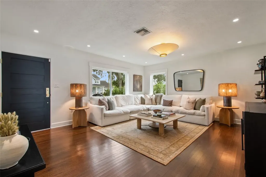 3715 Wren Lane Orlando FL 32803