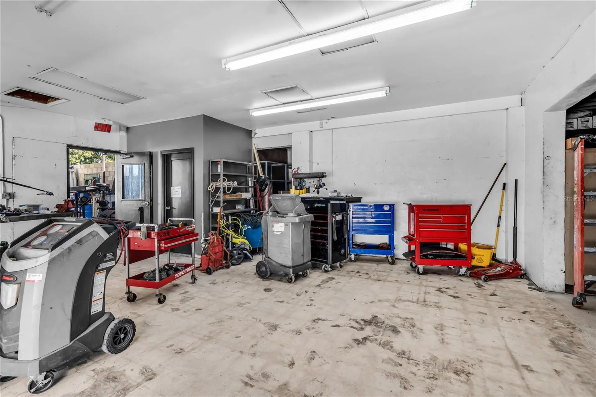 3219 SW 8th Street Miami FL 33135
