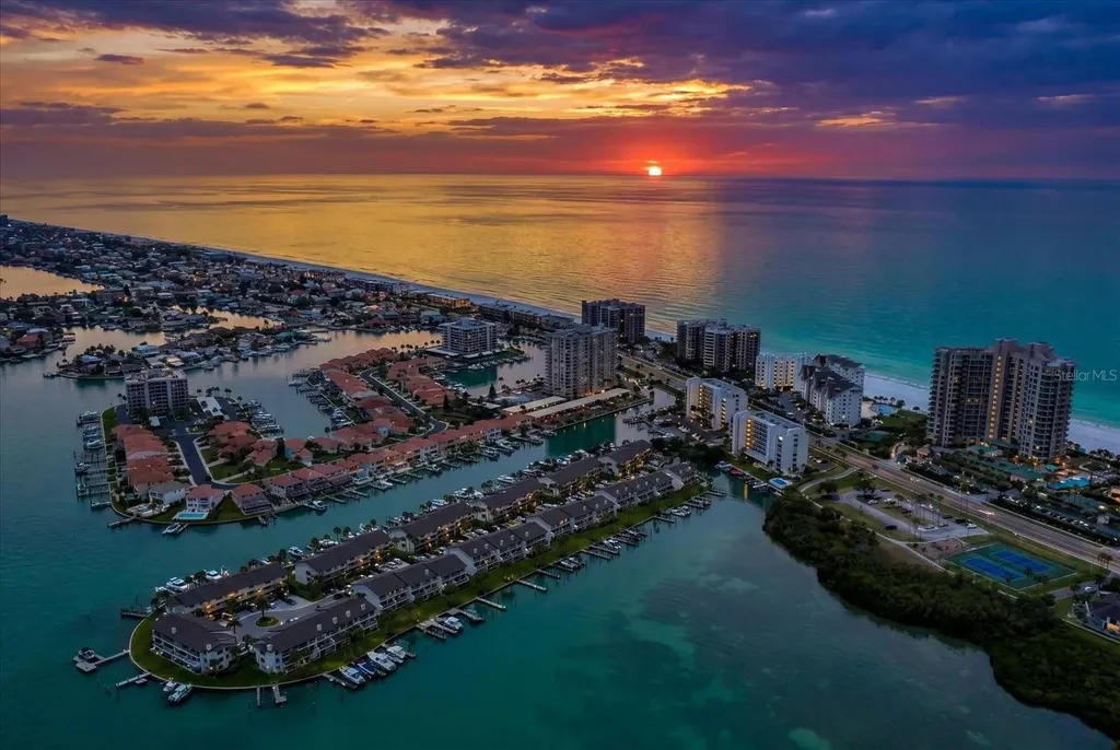 118 Marina Del Rey Court Clearwater Beach FL 33767