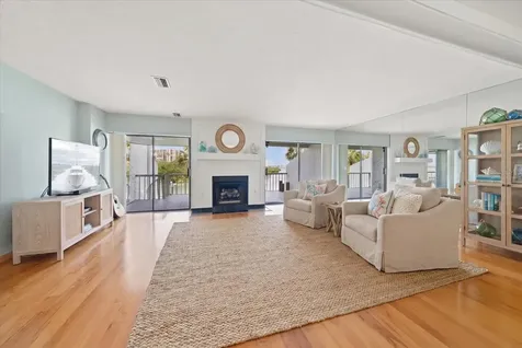 118 Marina Del Rey Court Clearwater Beach FL 33767