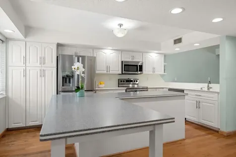 118 Marina Del Rey Court Clearwater Beach FL 33767