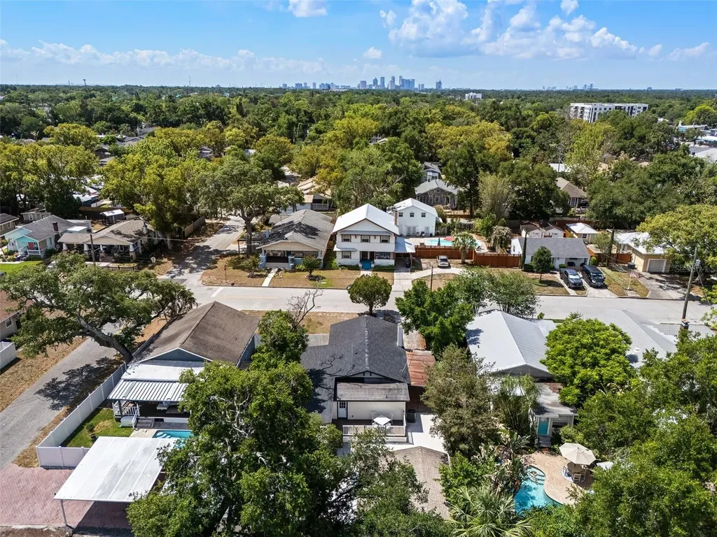 206 E North Street Tampa FL 33604