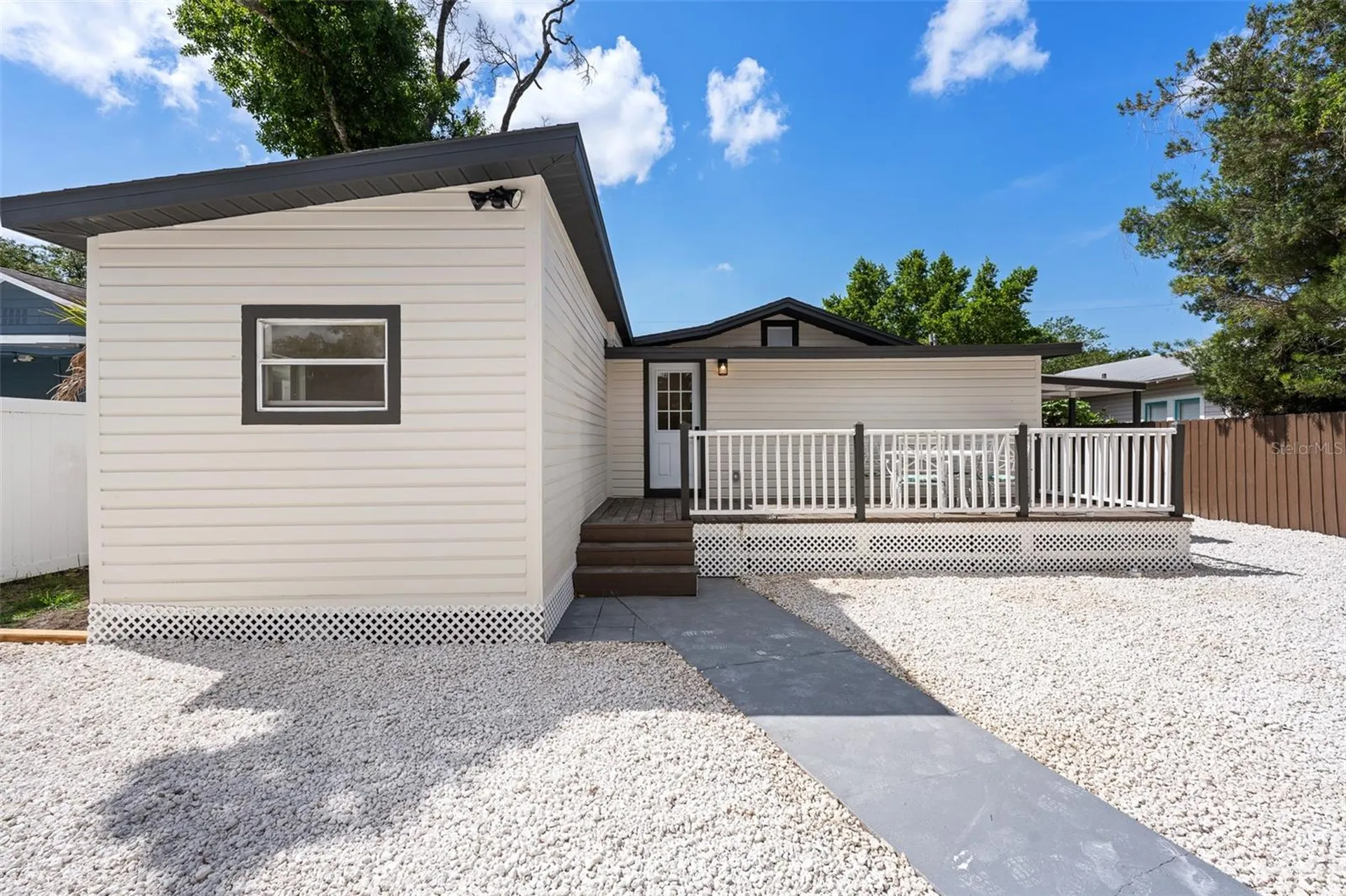 206 E North Street Tampa FL 33604