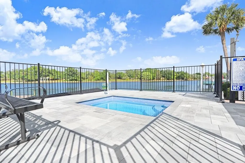 2424 W Tampa Bay Boulevard Tampa FL 33607