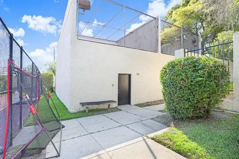 2424 W Tampa Bay Boulevard Tampa FL 33607