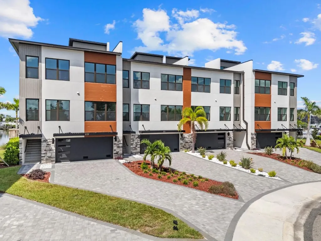 774 Gran Kaymen Way Apollo Beach FL 33572
